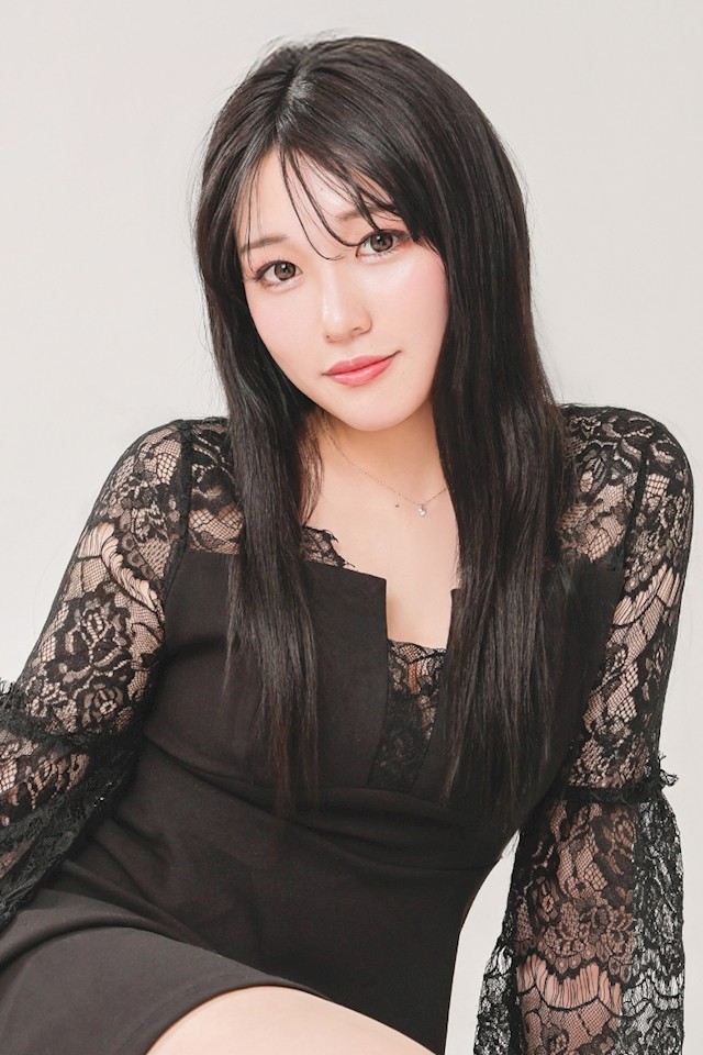 黒咲 ひな
